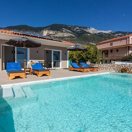 Villa George
